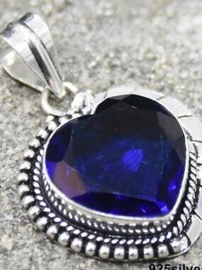Beautiful  Tanzanite Gemstone Sterling Silver Pendant